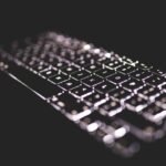 how to change light mode on a fantech keyboard